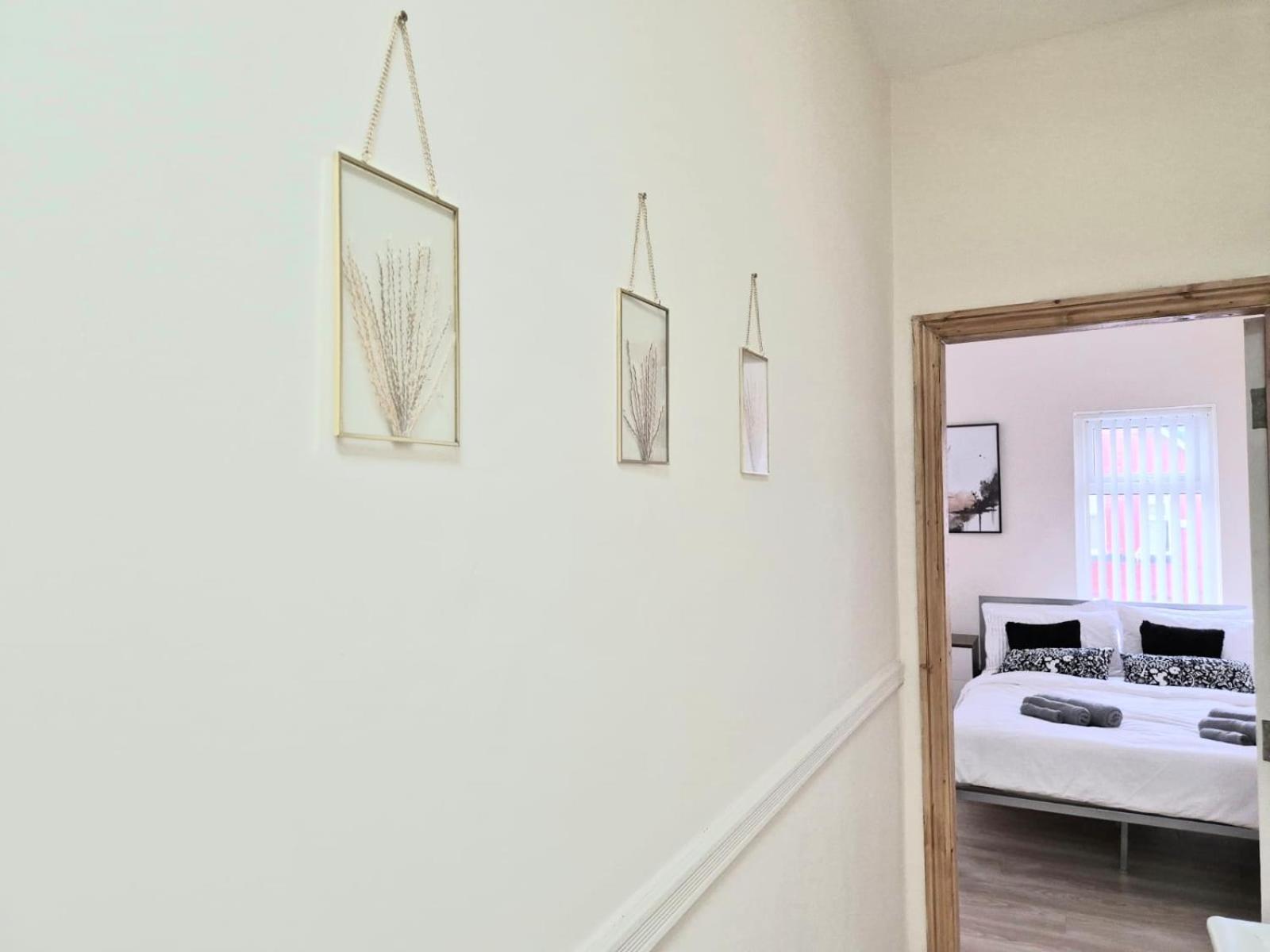 Rooms In Manchester 6 Minutes Drive To Victoria Station Exterior photo